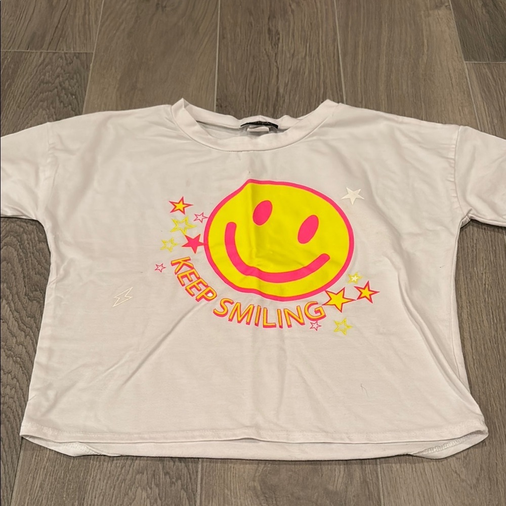 Miss Popular Kids White Smiley Face Shirt Size 10/12